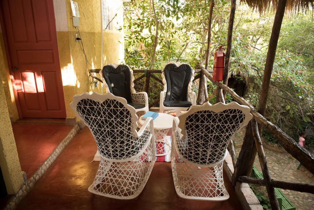 Hostal Dona Chava Pedernales Exterior foto