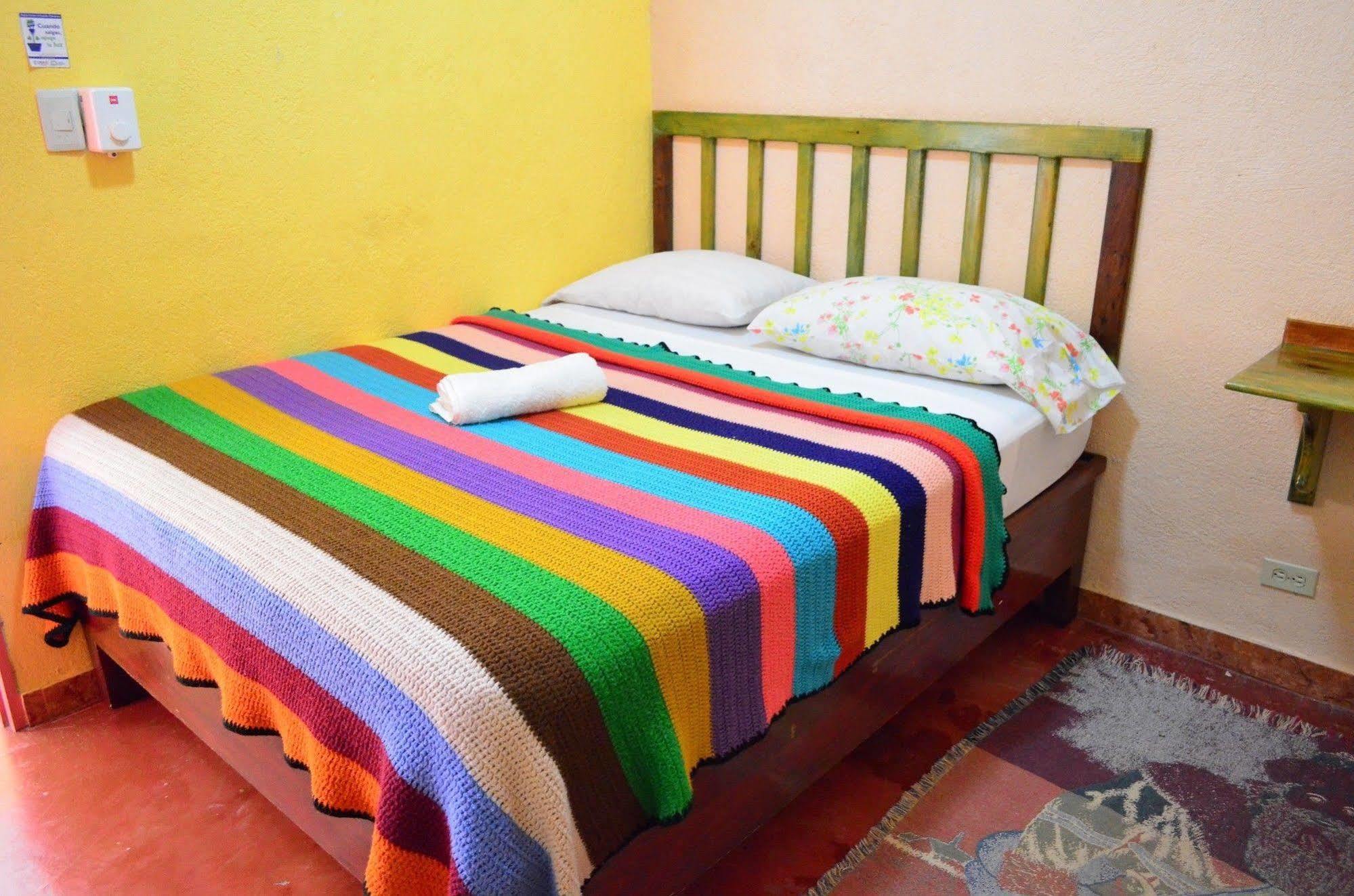 Hostal Dona Chava Pedernales Exterior foto